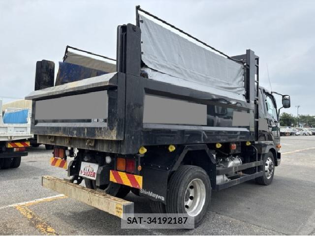 MITSUBISHI FUSO Fighter 2024 8221784-1