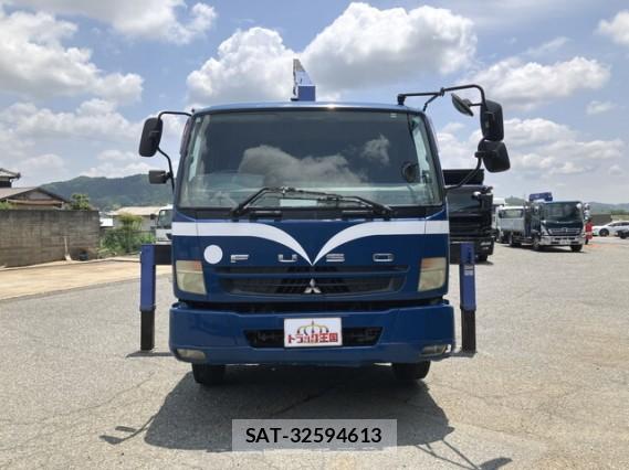 MITSUBISHI FUSO Fighter 2010 8225632-13