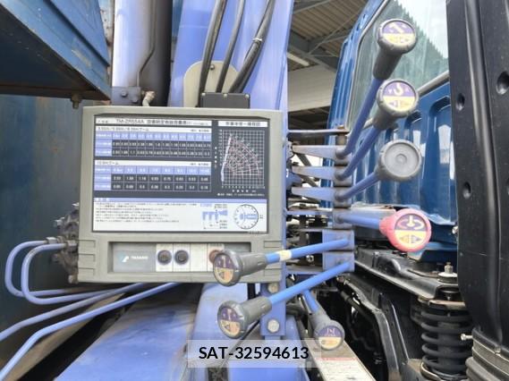 MITSUBISHI FUSO Fighter 2010 8225632-17