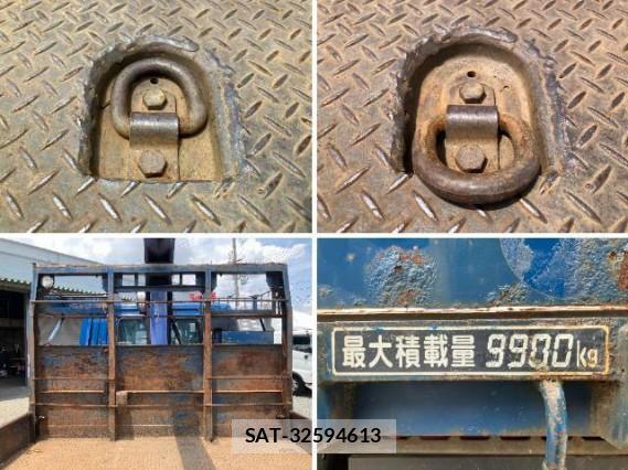 MITSUBISHI FUSO Fighter 2010 8225632-5