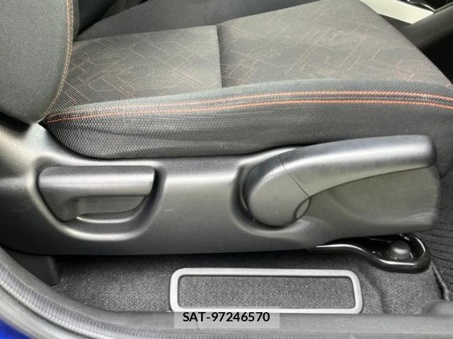 Honda FIT HYBRID 2015-03 8216093-5