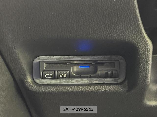 Honda FIT HYBRID 2014-08 8216279-6