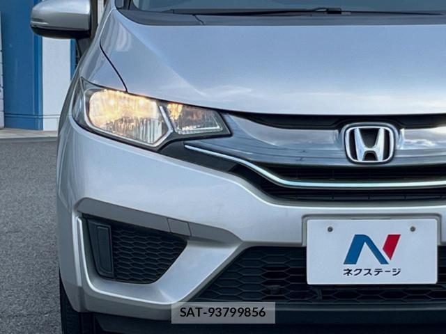 Honda FIT HYBRID 2015-06 8216359-12