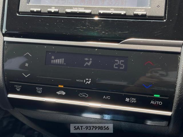 Honda FIT HYBRID 2015-06 8216359-5