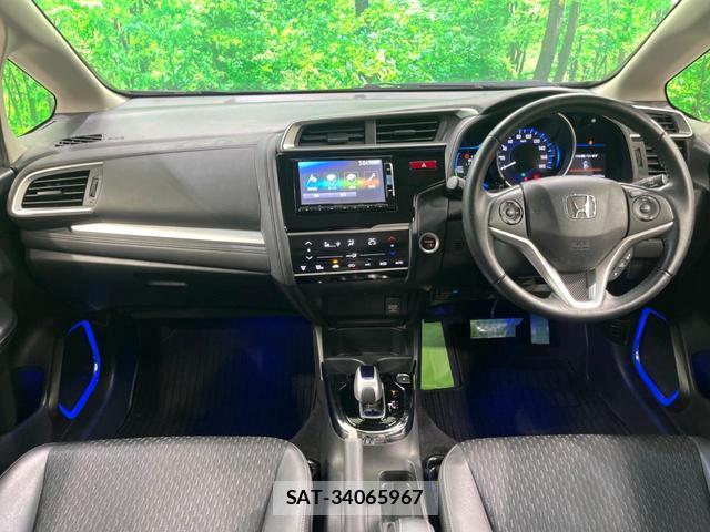 Honda FIT HYBRID 2015-10 8219244-1