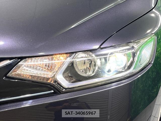 Honda FIT HYBRID 2015-10 8219244-12