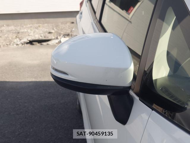 Honda FIT HYBRID 2015-10 8219257-16