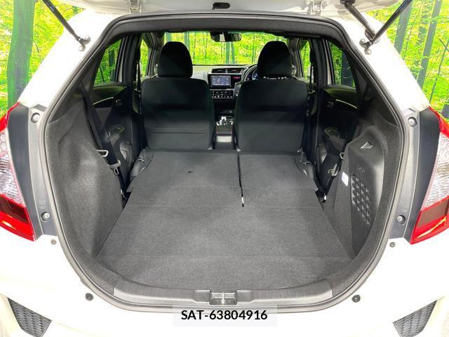 Honda FIT HYBRID 2013-10 8219415-11