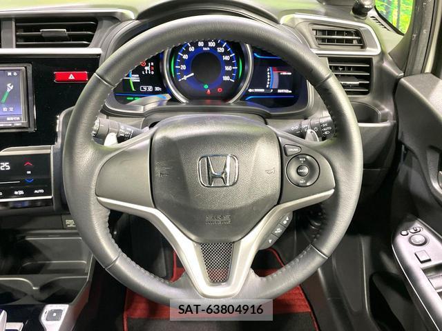Honda FIT HYBRID 2013-10 8219415-12