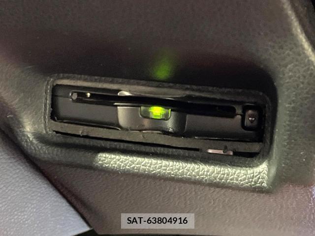 Honda FIT HYBRID 2013-10 8219415-4