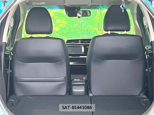 Honda FIT HYBRID 2013-12 8219434-10
