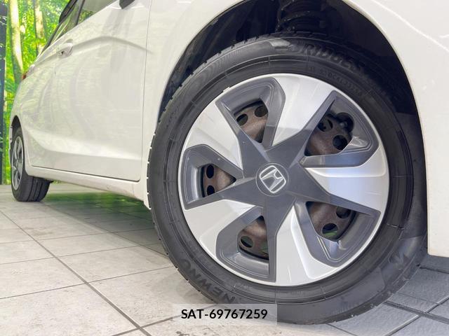 Honda FIT HYBRID 2016-09 8219530-12