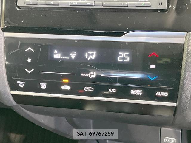 Honda FIT HYBRID 2016-09 8219530-6