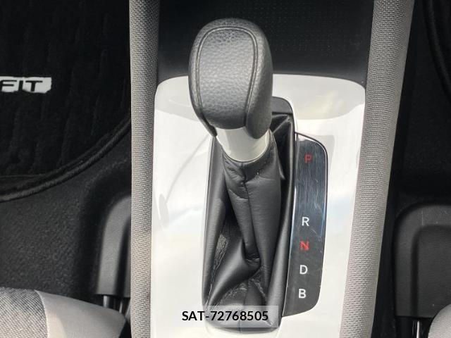 Honda FIT HYBRID 2020-10 8221799-17