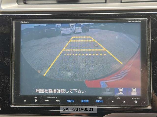 Honda FIT HYBRID 2015-10 8221886-18