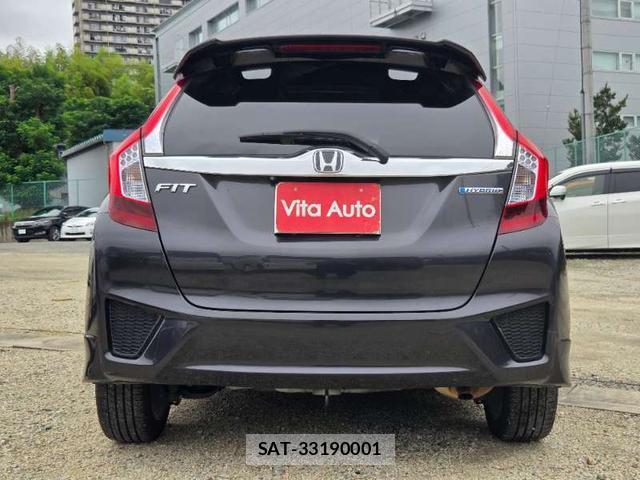Honda FIT HYBRID 2015-10 8221886-4