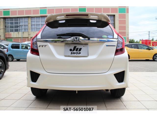 Honda FIT HYBRID 2014-07 8222332-1
