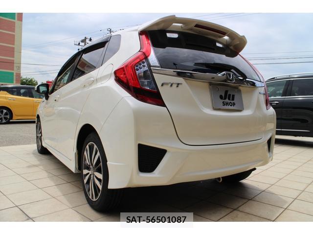 Honda FIT HYBRID 2014-07 8222332-11