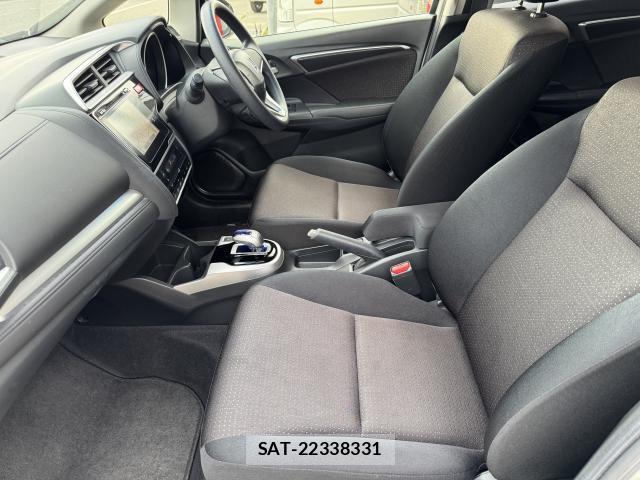 Honda FIT HYBRID 2014-03 8222453-12