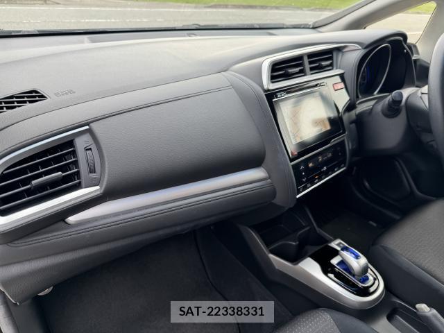 Honda FIT HYBRID 2014-03 8222453-13