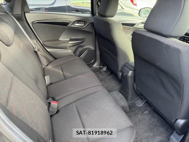 Honda FIT HYBRID 2015-10 8222455-12