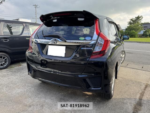 Honda FIT HYBRID 2015-10 8222455-4