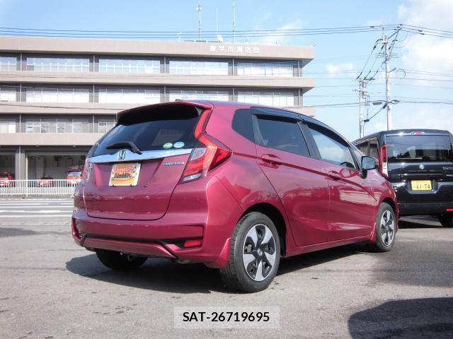 Honda FIT HYBRID 2017-10 8222464-13