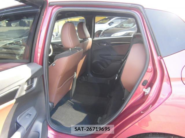 Honda FIT HYBRID 2017-10 8222464-6