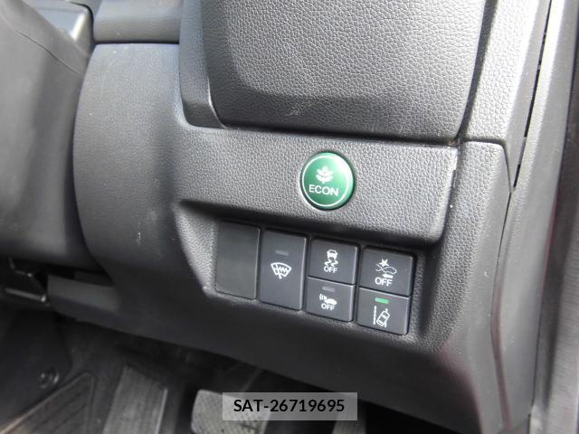 Honda FIT HYBRID 2017-10 8222464-8