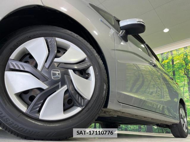 Honda FIT HYBRID 2014-02 8223527-12