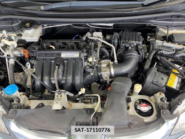 Honda FIT HYBRID 2014-02 8223527-17