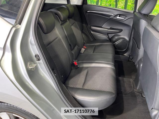 Honda FIT HYBRID 2014-02 8223527-8