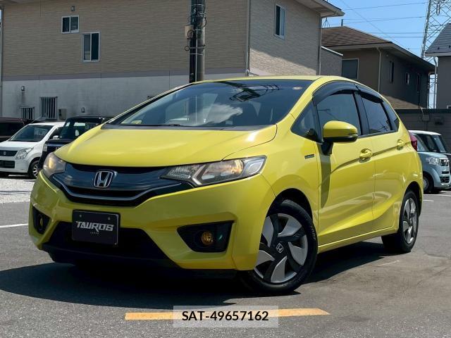 Honda FIT HYBRID 2014-04 8223716-0