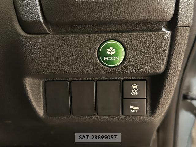 Honda FIT HYBRID 2013-11 8224049-10