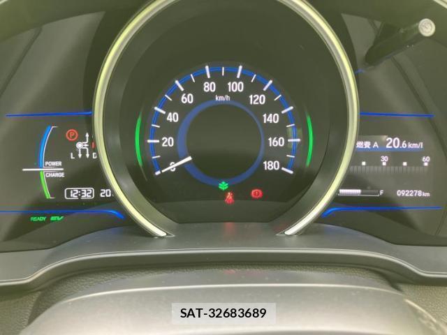 Honda FIT HYBRID 2014-03 8225056-12
