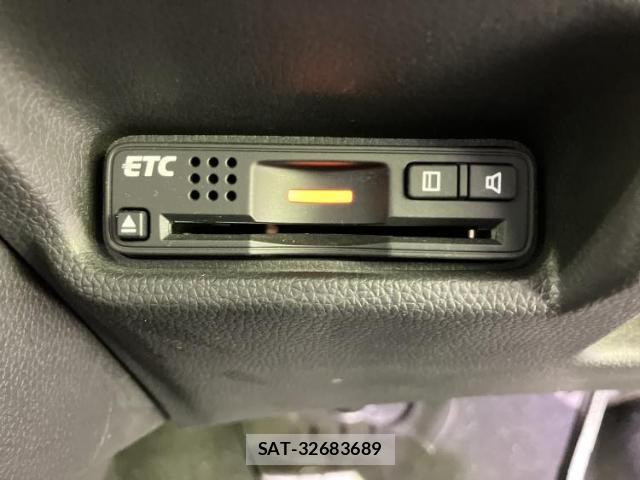 Honda FIT HYBRID 2014-03 8225056-17