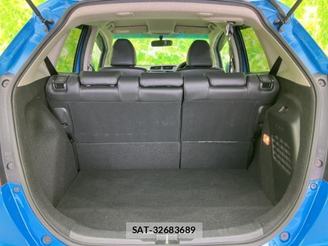Honda FIT HYBRID 2014-03 8225056-7