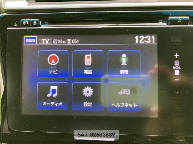 Honda FIT HYBRID 2014-03 8225056-8