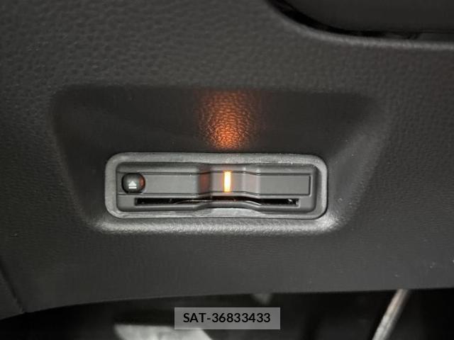 Honda FIT HYBRID 2021-08 8225079-17