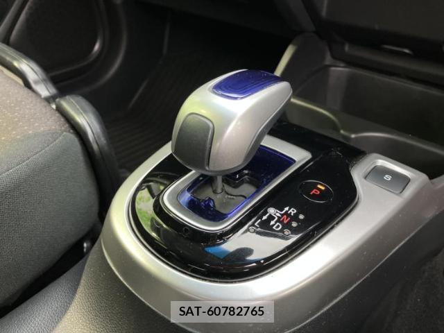 Honda FIT HYBRID 2017-09 8225224-16