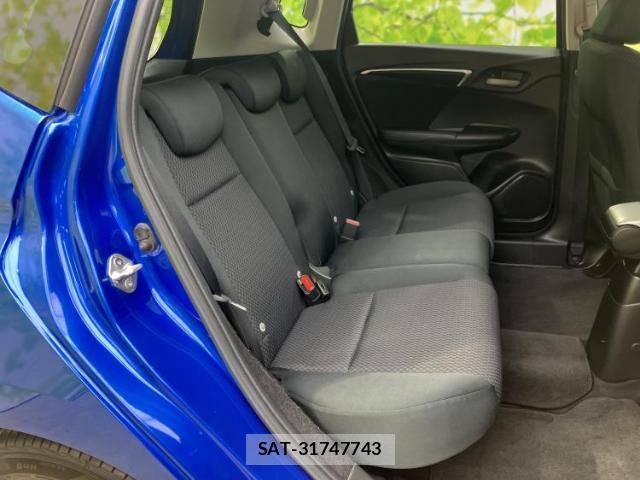Honda FIT 2018-10 8217202-4