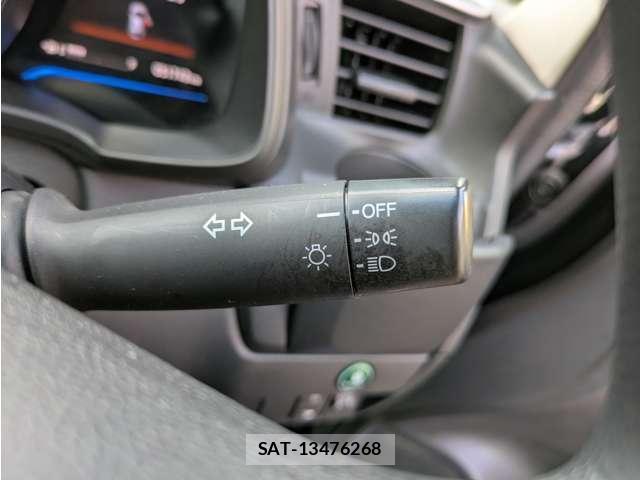 Honda FIT 2015-04 8217218-14