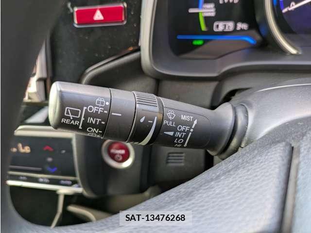 Honda FIT 2015-04 8217218-15