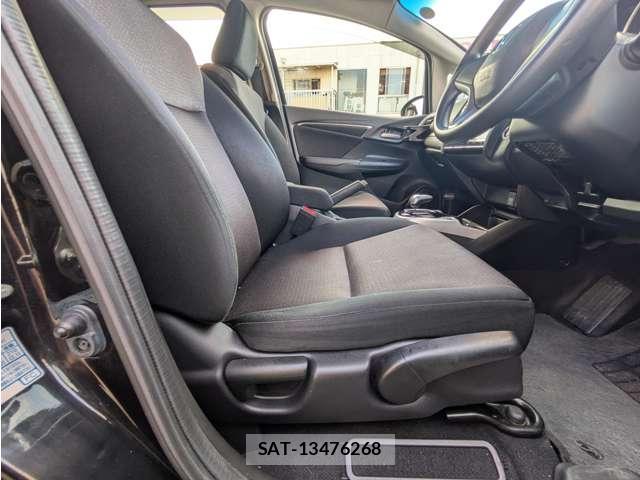 Honda FIT 2015-04 8217218-8