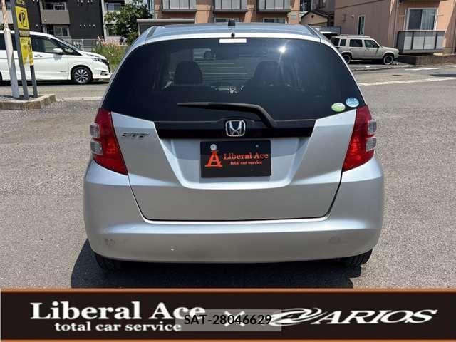 Honda FIT 2010-09 8218475-2