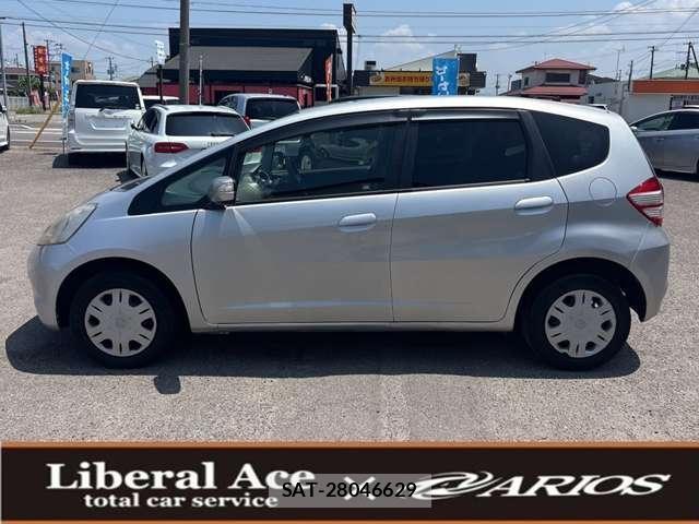 Honda FIT 2010-09 8218475-4