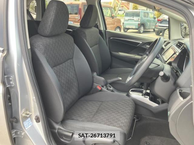 Honda FIT 2017-05 8218511-3