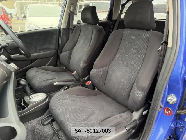 Honda FIT 2012-02 8218513-5