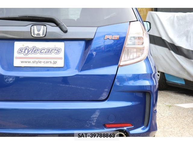 Honda FIT 2012-04 8218771-19