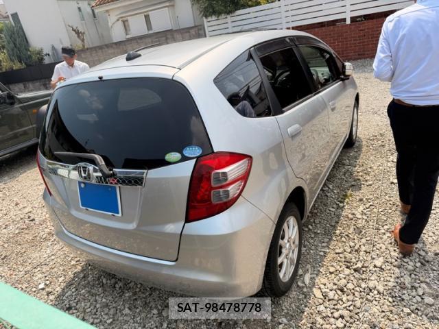 Honda FIT 2010-01 8219621-13